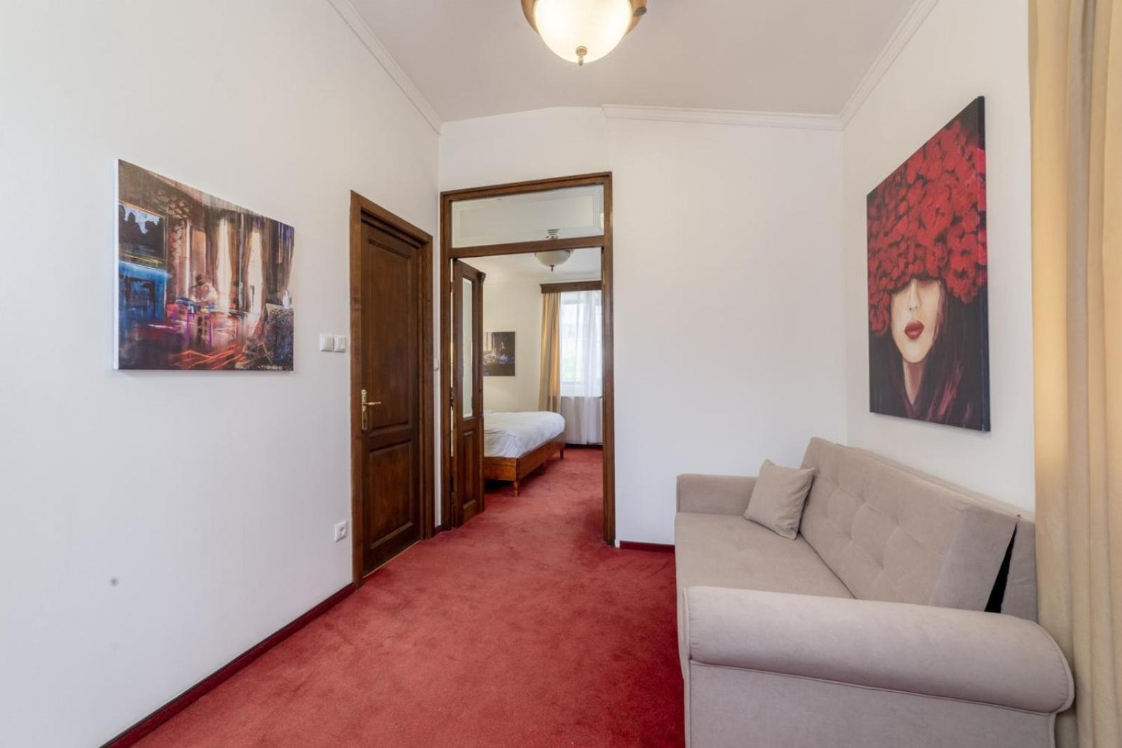Arc De Triomphe By Citybookings Bucureşti Eksteriør bilde