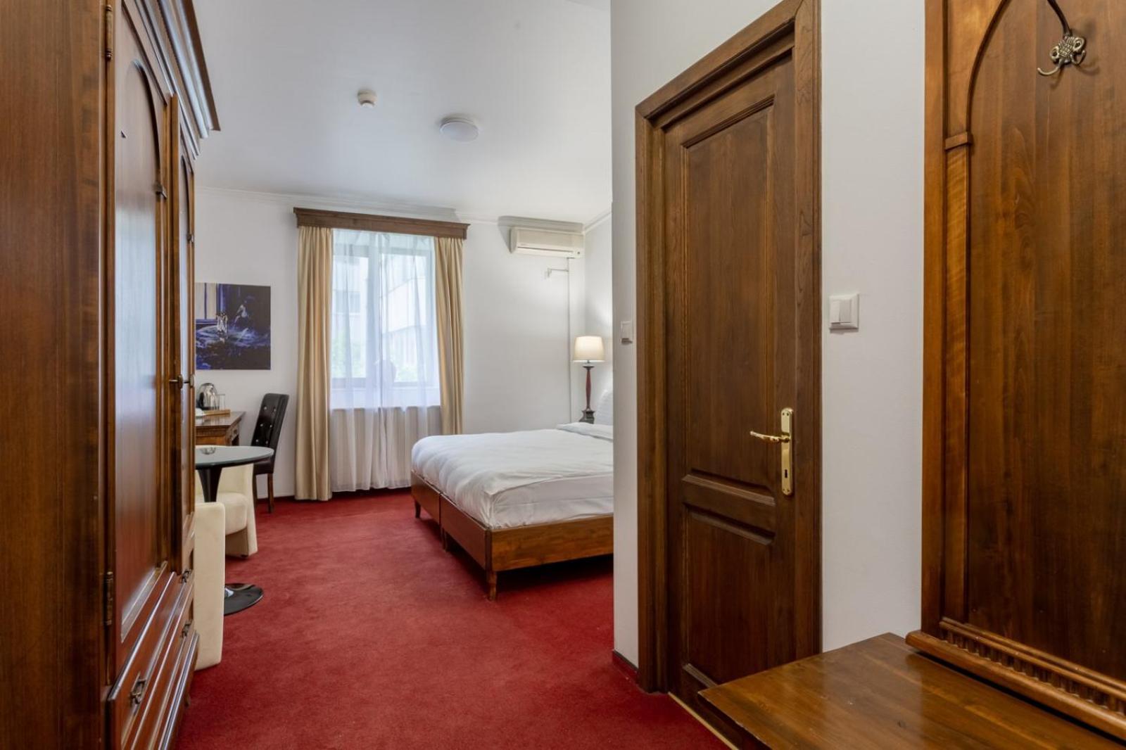 Arc De Triomphe By Citybookings Bucureşti Eksteriør bilde